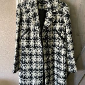 Kenneth Cole Womans coat